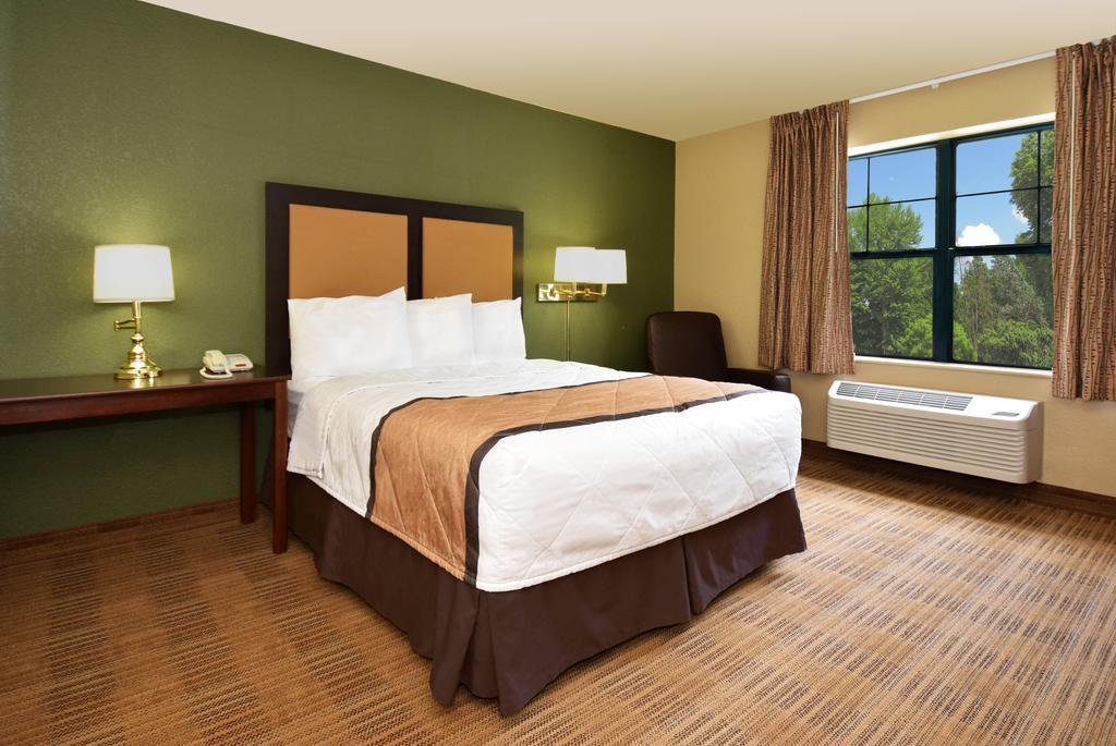 Extended Stay America Suites - Atlanta - Perimeter - Crestline מראה חיצוני תמונה